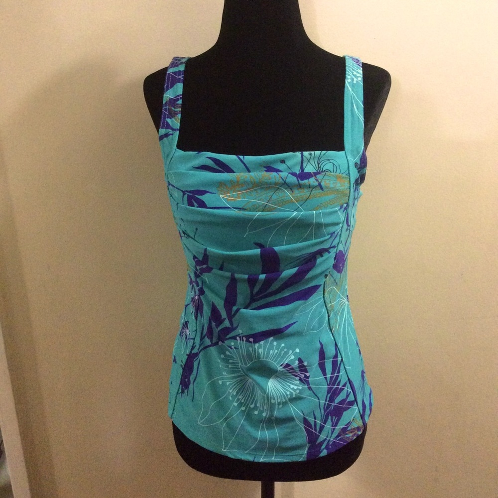 DKR & Co tankini top